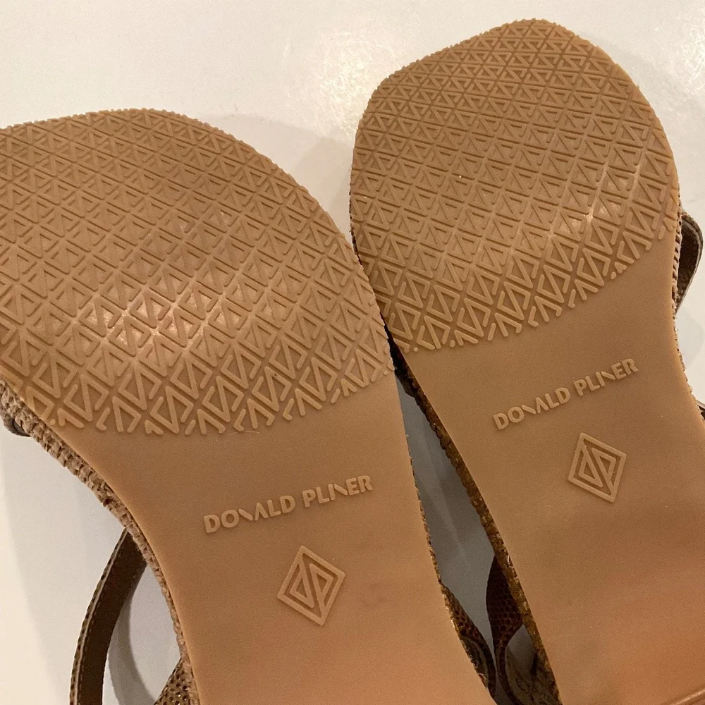 DONALD PLINER The Rosalie Platform Sandal Lizard Print Brown Size 7 LIKE NEW - Picture 7 of 9